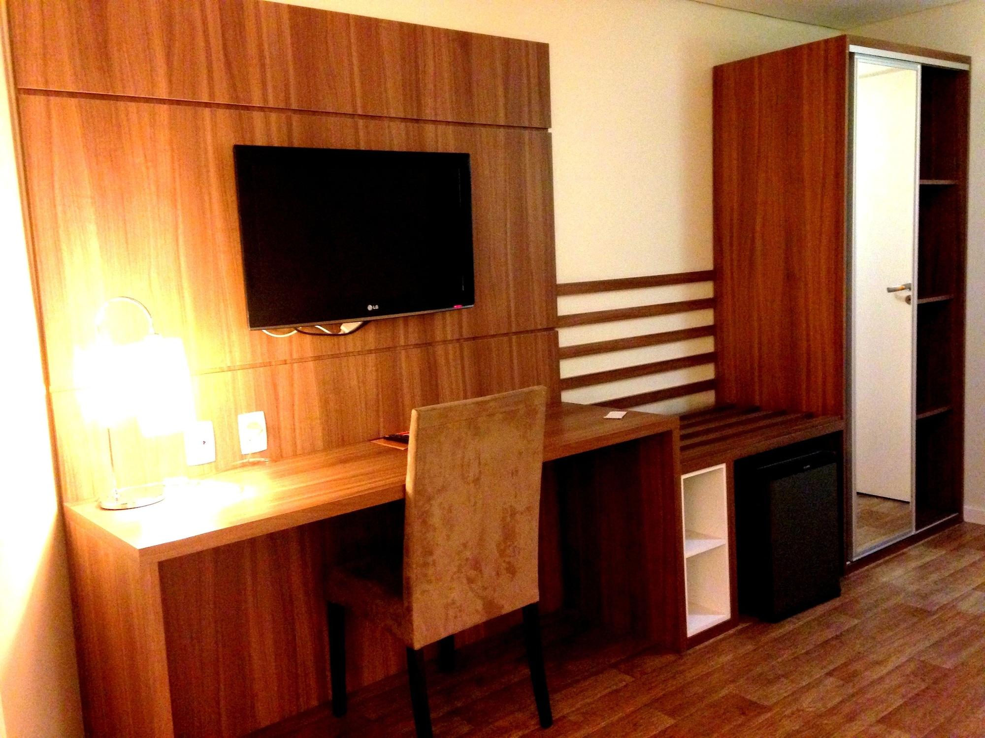 Umbu Hotel Porto Alegre - Centro Historico - Prox Aeroporto 15Min Exteriör bild
