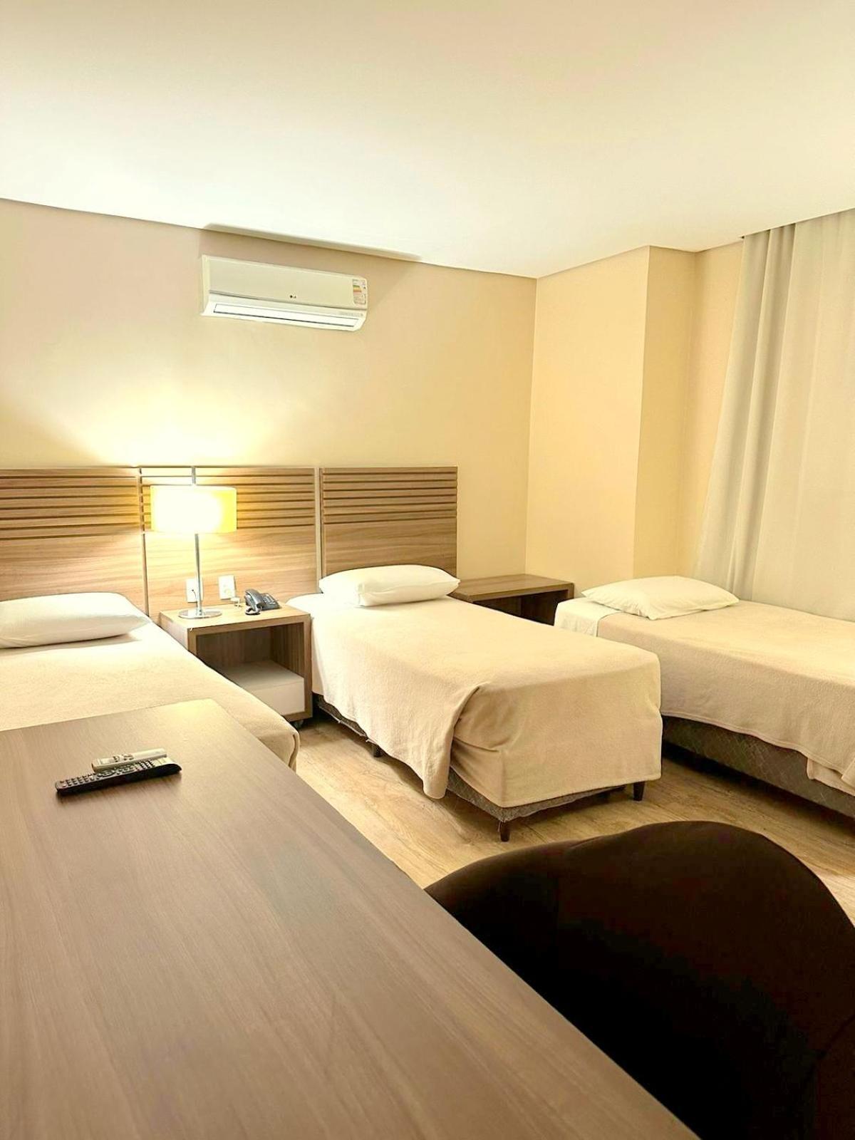 Umbu Hotel Porto Alegre - Centro Historico - Prox Aeroporto 15Min Exteriör bild
