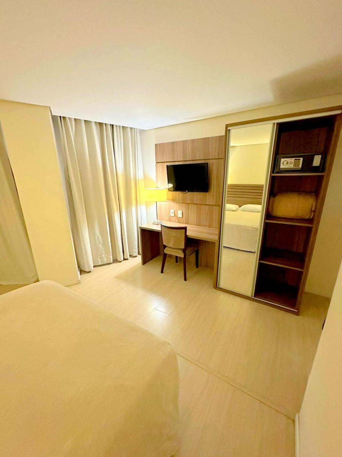 Umbu Hotel Porto Alegre - Centro Historico - Prox Aeroporto 15Min Exteriör bild