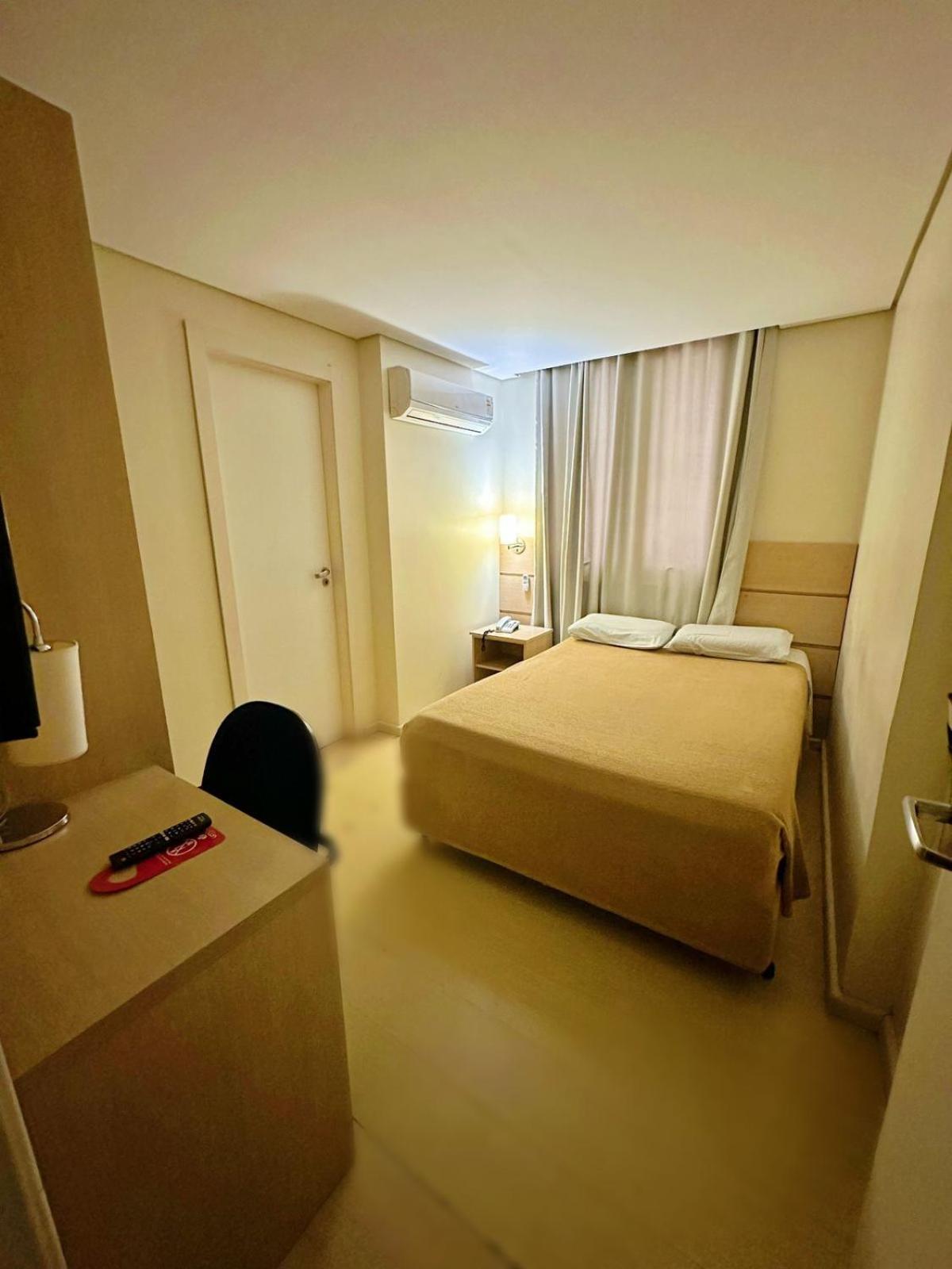 Umbu Hotel Porto Alegre - Centro Historico - Prox Aeroporto 15Min Rum bild