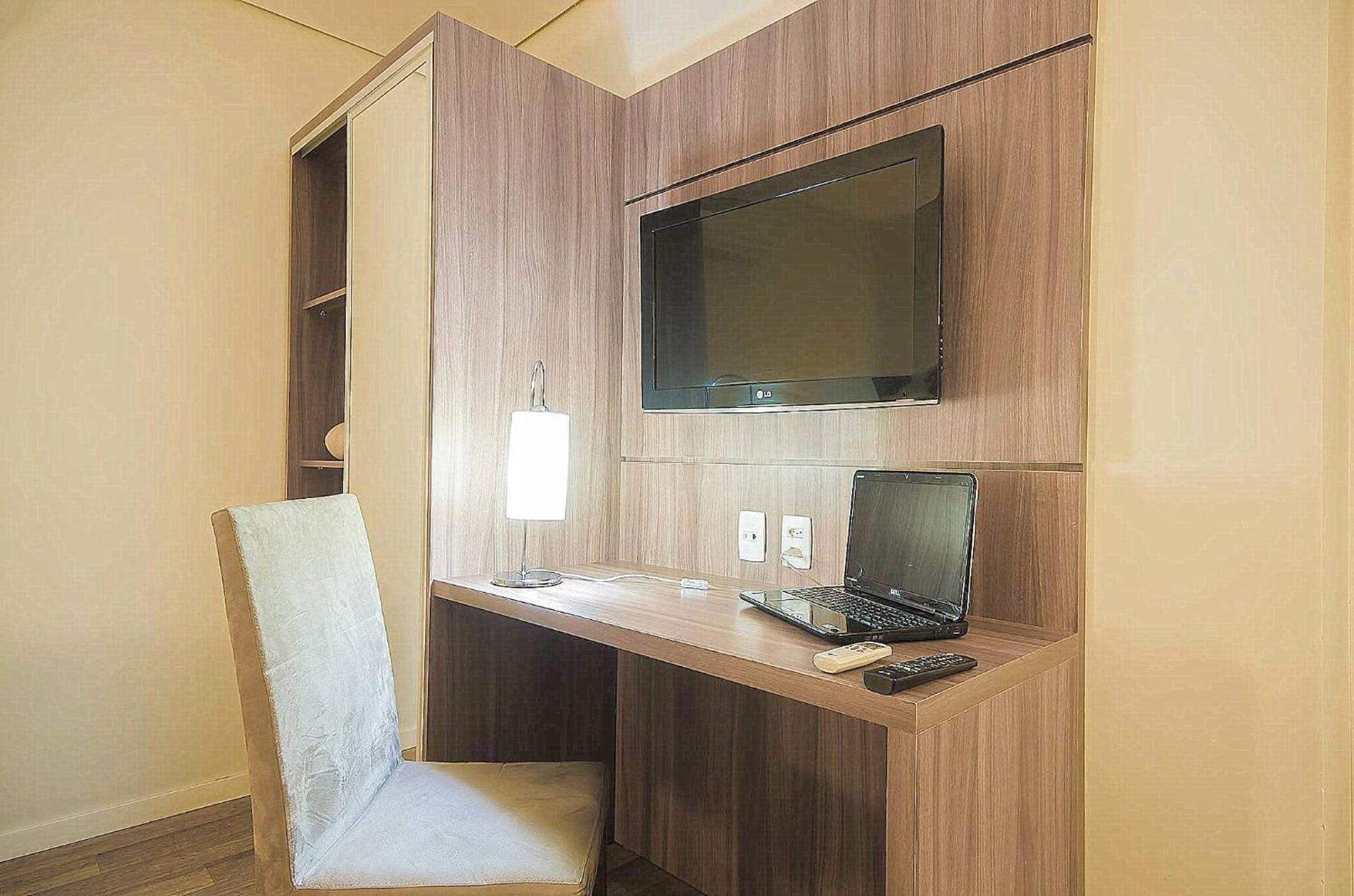 Umbu Hotel Porto Alegre - Centro Historico - Prox Aeroporto 15Min Rum bild